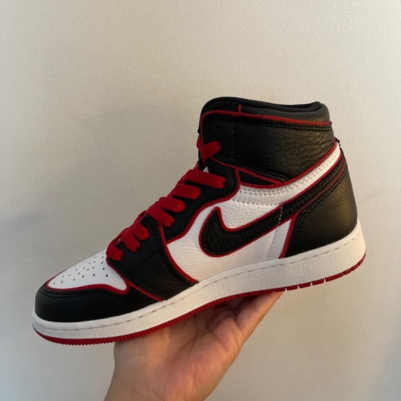 GS Size 4.5Y / 6w-Jordan 1 Retro High OG Bloodline 2019 575441-062 *VNDS* No Box - Picture 6 of 11